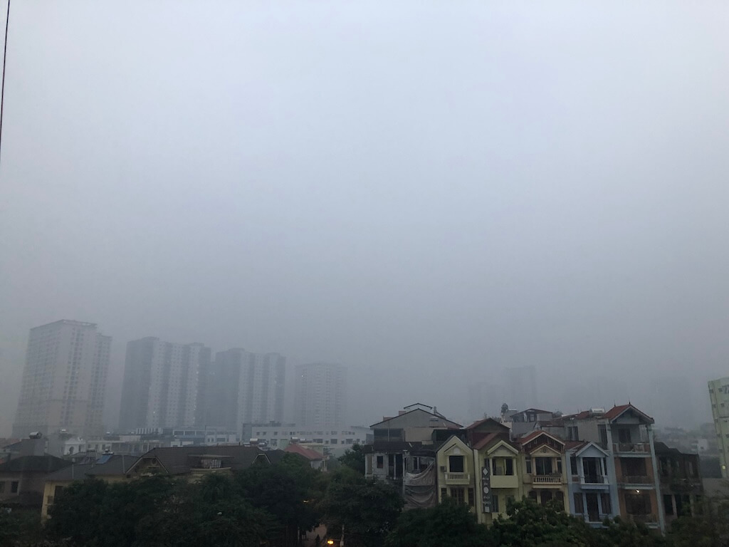 大気汚染がひどい日のハノイ